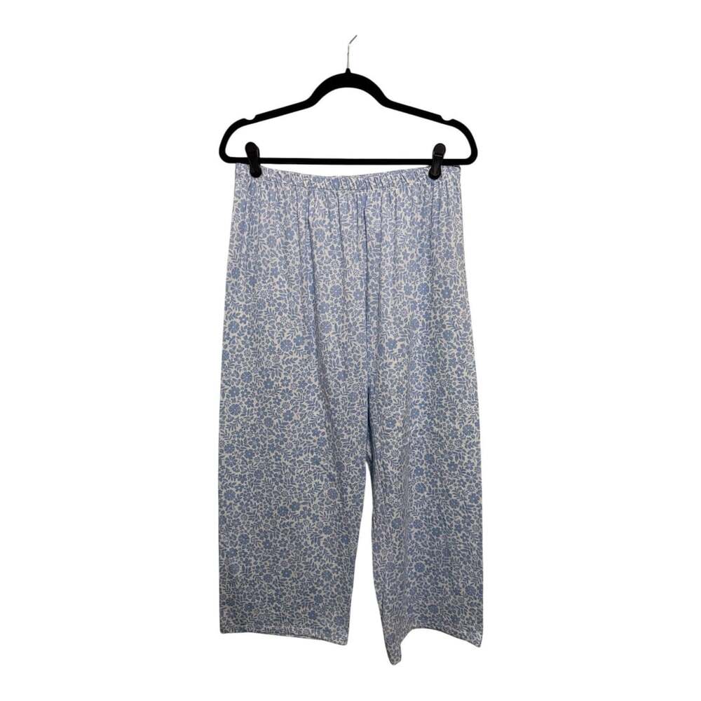 Size Large Kate Spade Ditsy Floral 2-Piece Short Sleeve Capri Pajama Set - Picture 4 of 5